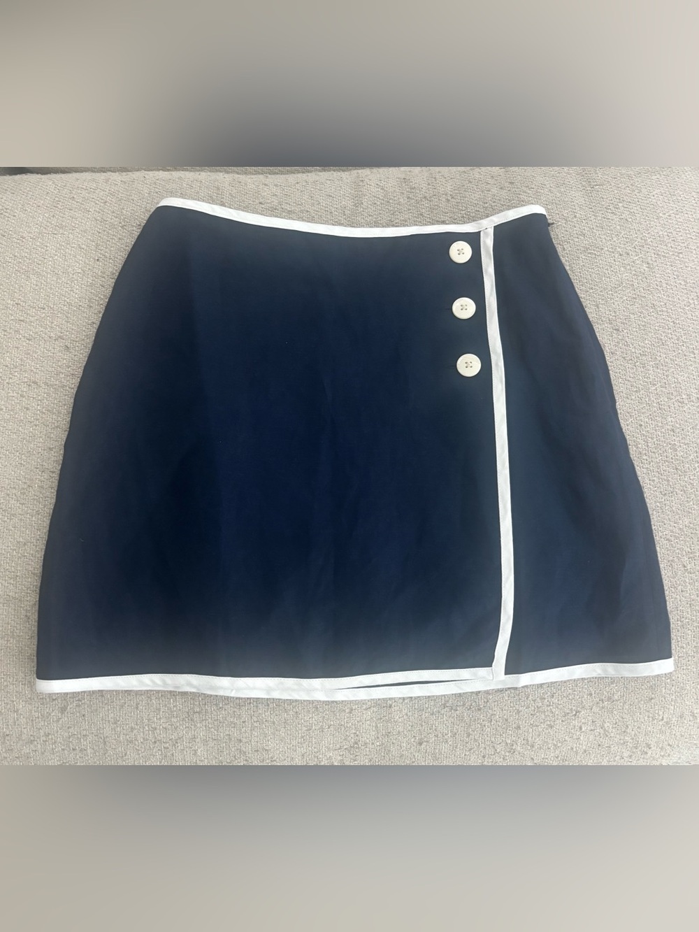 LOFT Navy Mini Skirt with White Piping and Buttons - Size 8